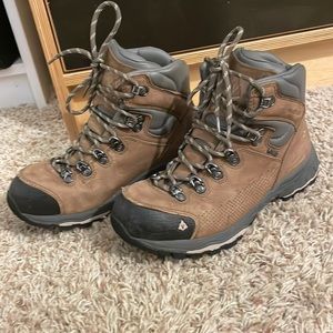 Women’s Vasque hiking boots